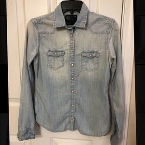 Denim style button up / flannel american Eagle